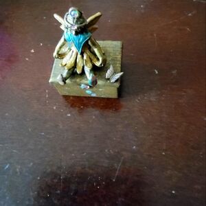 Romance USA Fairy Trinket Box